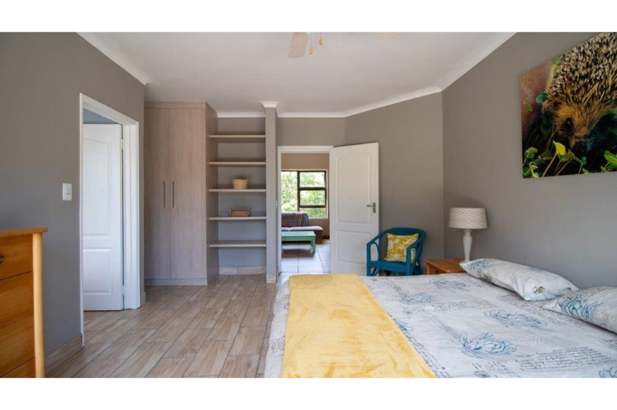 6 Bedroom Property for Sale in Lovemore Park Eastern Cape